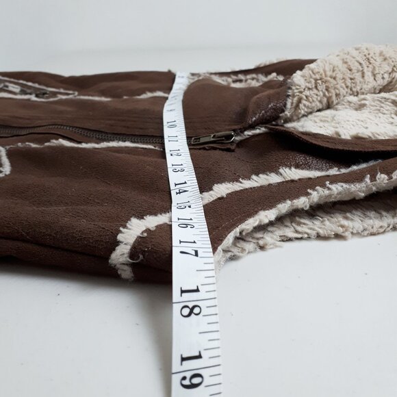 Brown Faux Shearling Suede Western Style Vest - Picture 6 of 12
